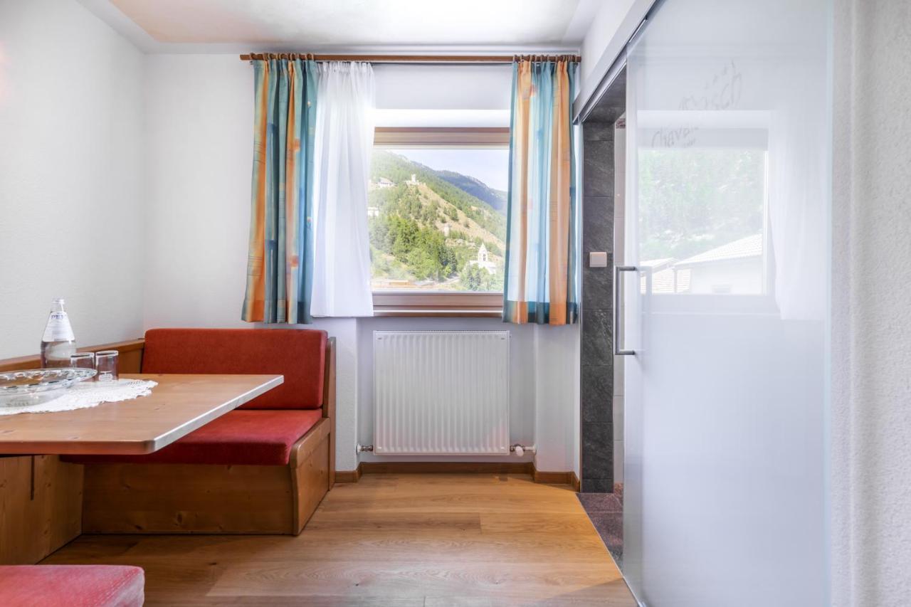 Hotel Chavalatsch Taufers im Münstertal Exterior foto
