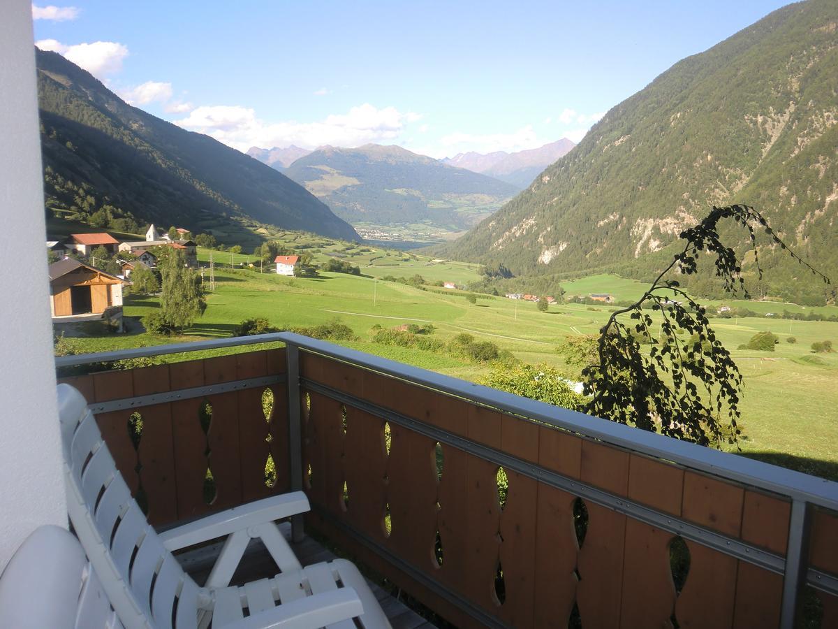 Hotel Chavalatsch Taufers im Münstertal Exterior foto