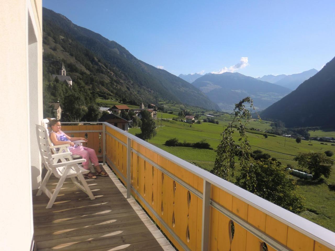 Hotel Chavalatsch Taufers im Münstertal Exterior foto
